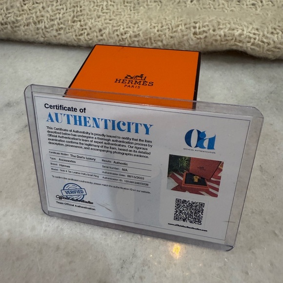 HERMES Kelly Gold Tone Scarf Ring - Picture 8 of 8